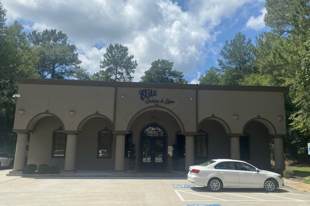The Den hair salon now open in Conroe
