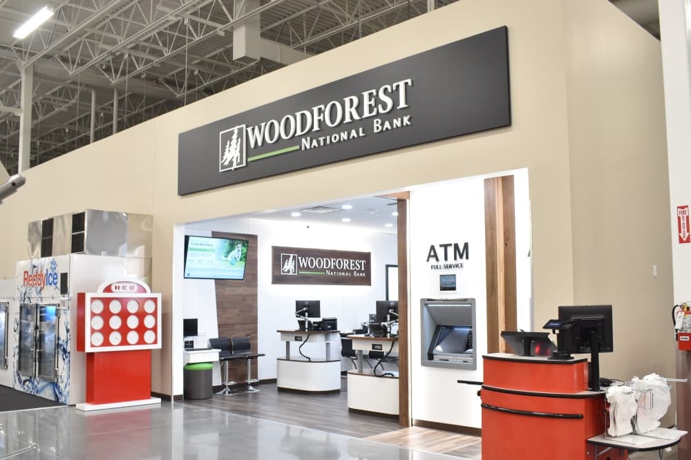 Woodforest Bank opens inside Magnolia Place H-E-B