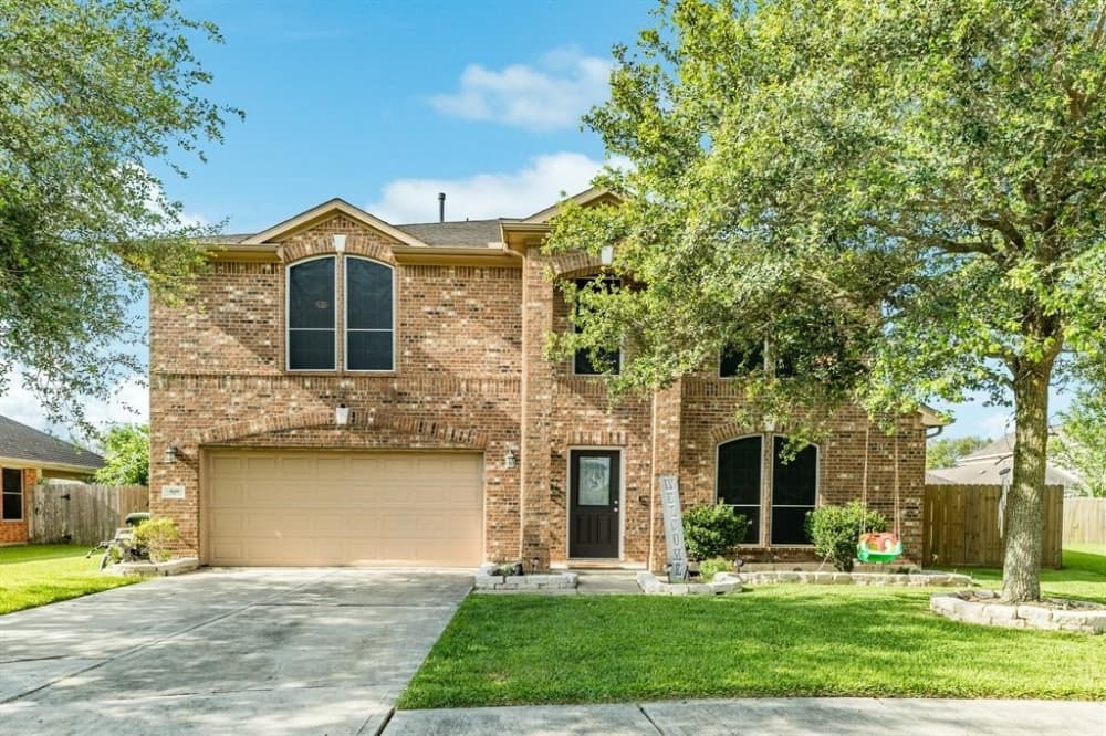 Read more about November's featured neighborhood, market data for the Pearland, Friendswood area
