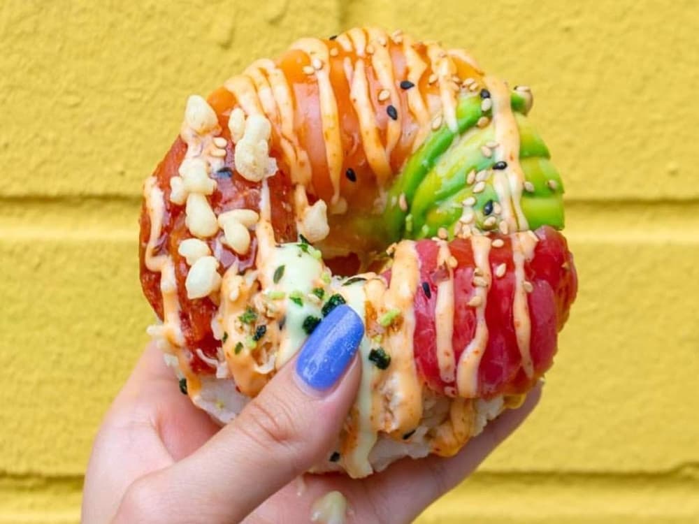 Poke Burri and Lifting Noodles hold grand opening, ribbon-cutting at new Sugar Land location