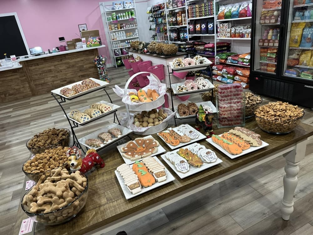 Woof Gang Bakery & Grooming opens at Woodsons Reserve