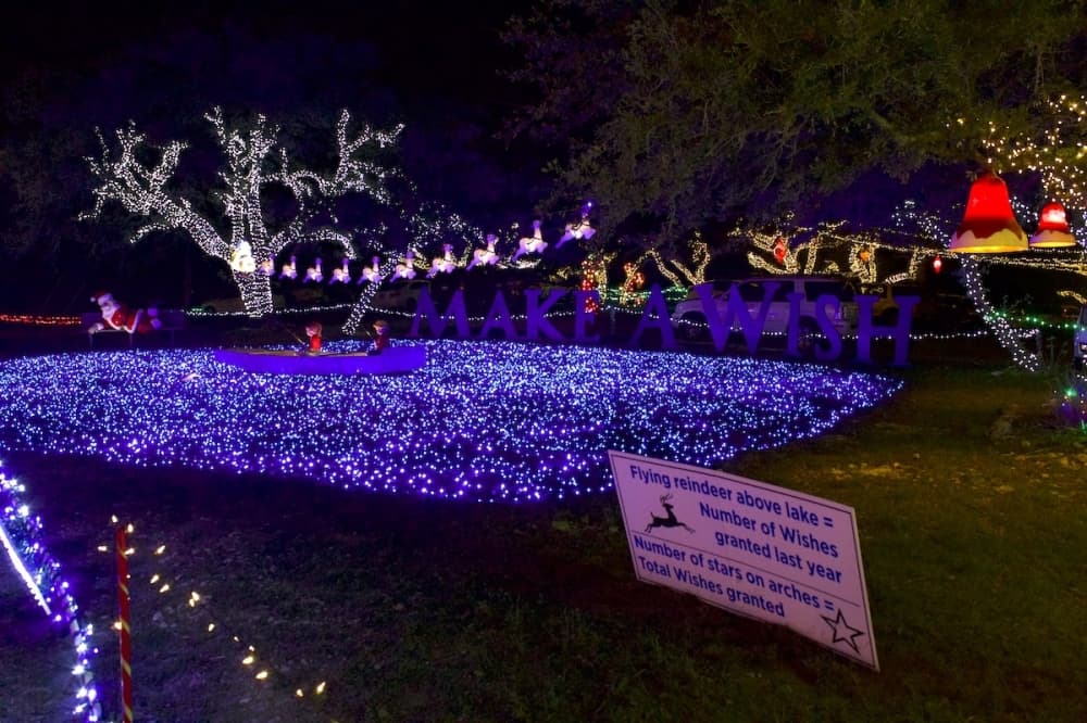 South Austin Christmas display raises money for Make-A-Wish Foundation