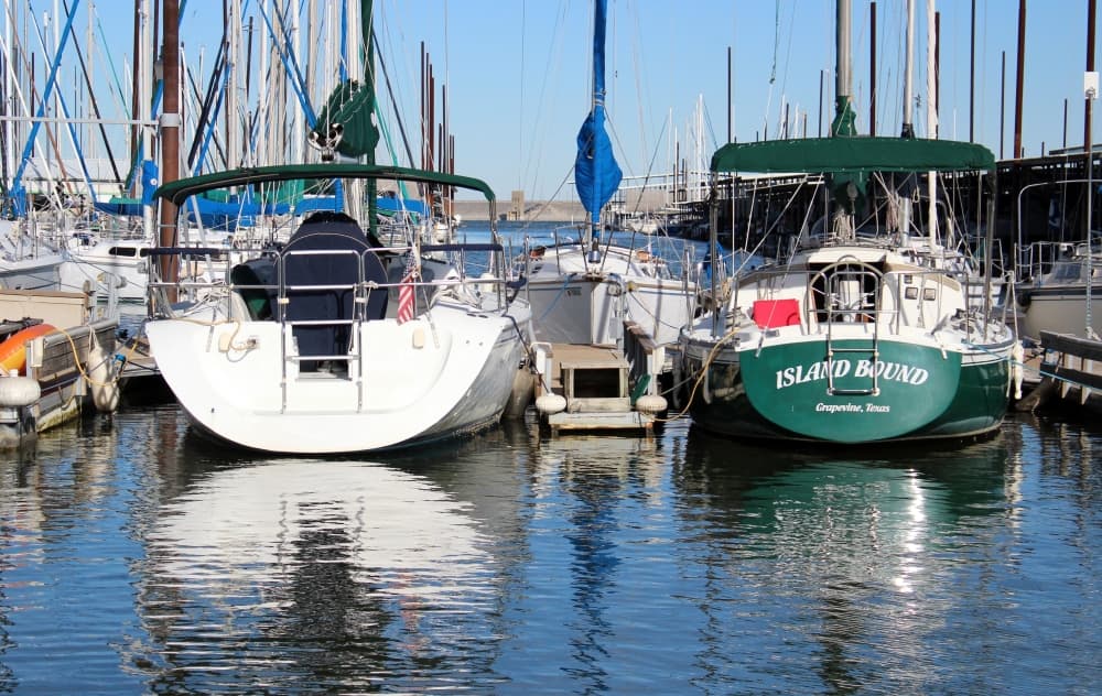 Island Bound Adventures provides sailing lessons and more at Lake Grapevine