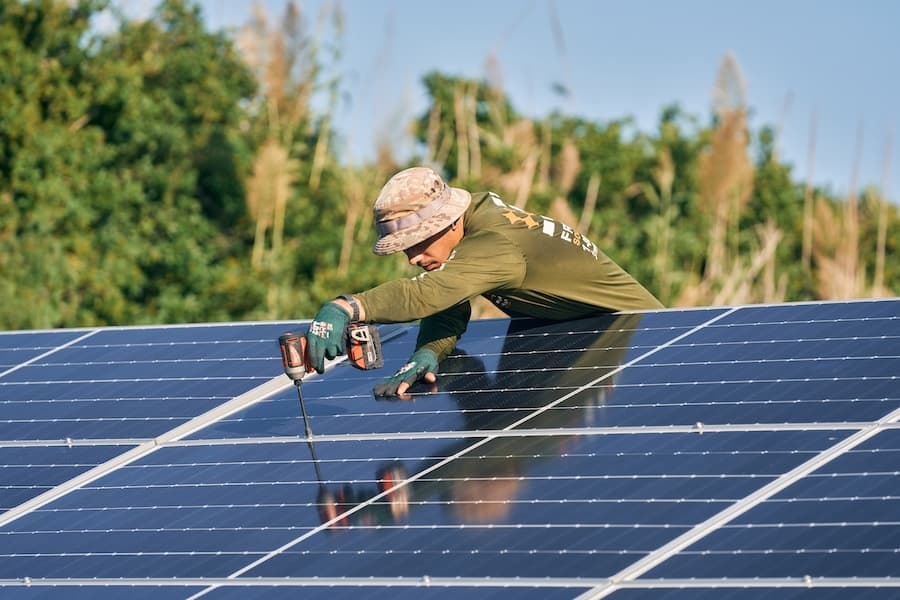 7 reasons to go green with Freedom Solar Power in 2023