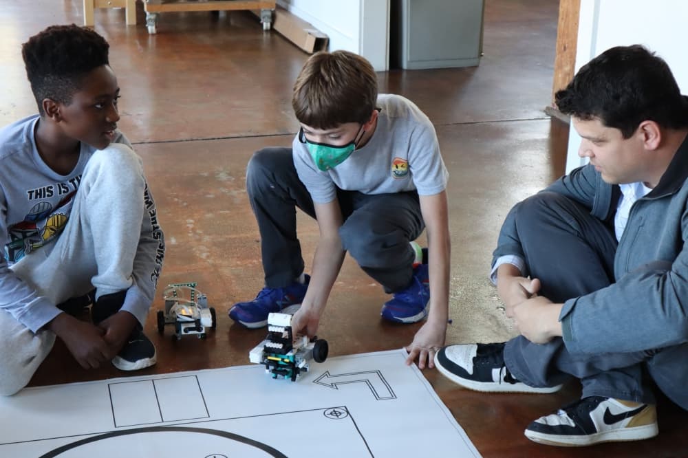 St. Stephen’s Episcopal School-Houston pilots unique robotics program