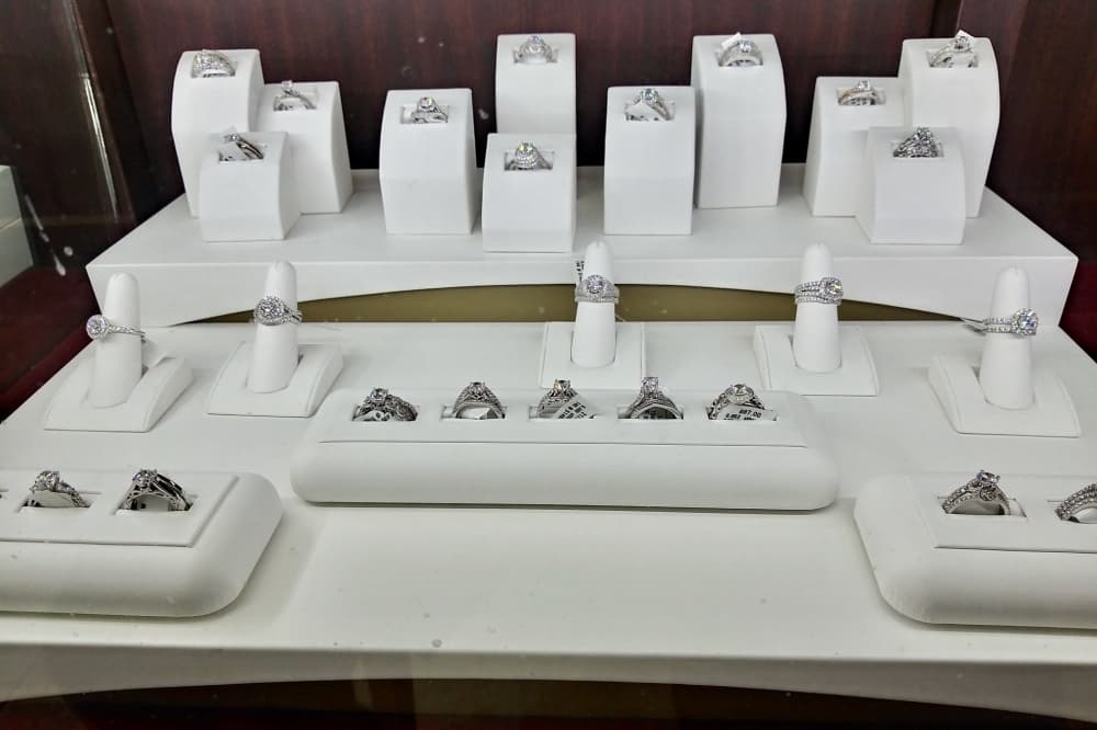 Black Forest Jewelers moves to new Spring-area location