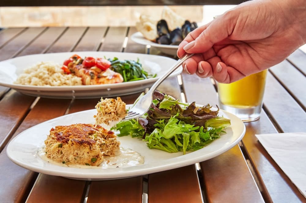 Half Shells Seafood unites community through charity initiative, local seafood specials