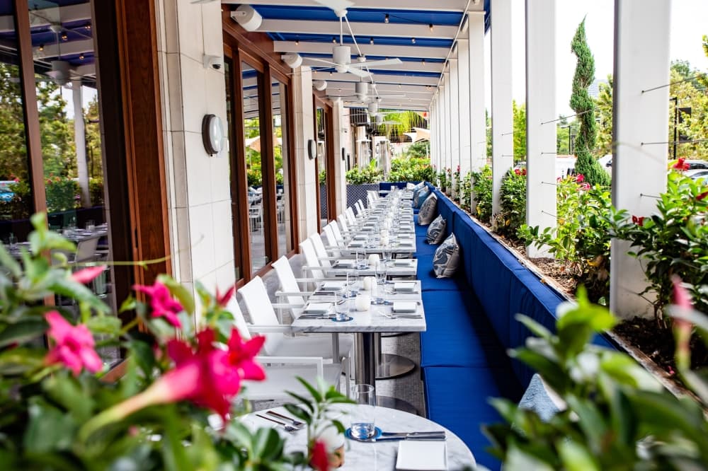 Ouzo Bay closes River Oaks District location