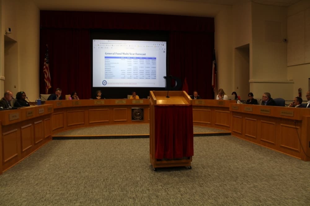 Richardson ISD raises teacher, staff salaries to improve retention