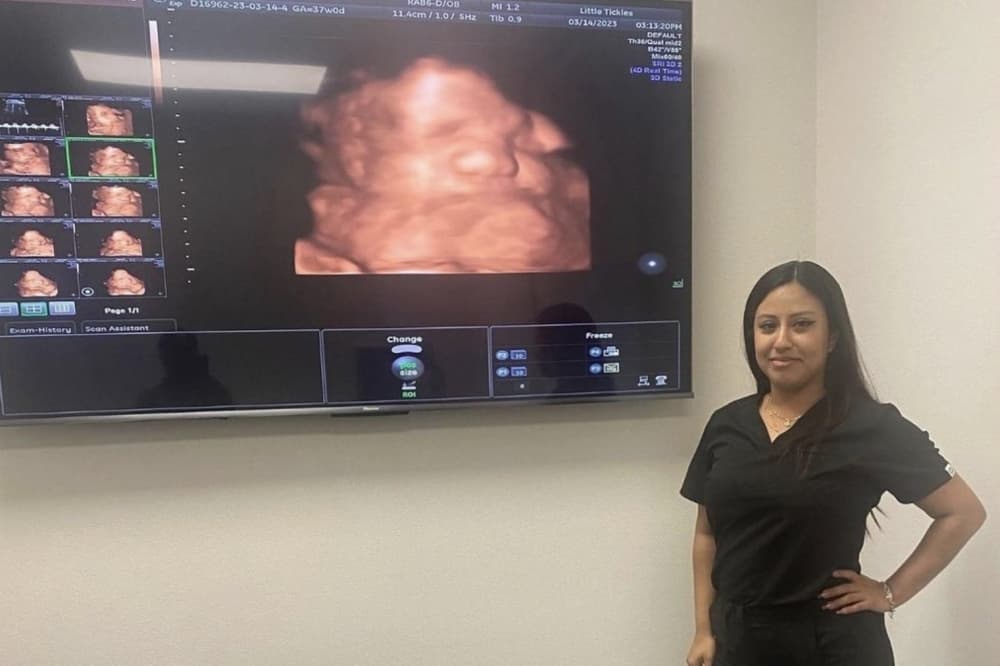 New maternity center opens in Pearland