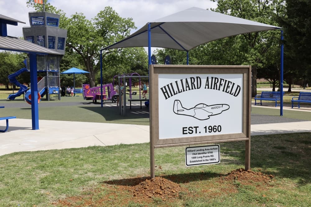 Lakewood Park sign in Flower Mound honors airfield