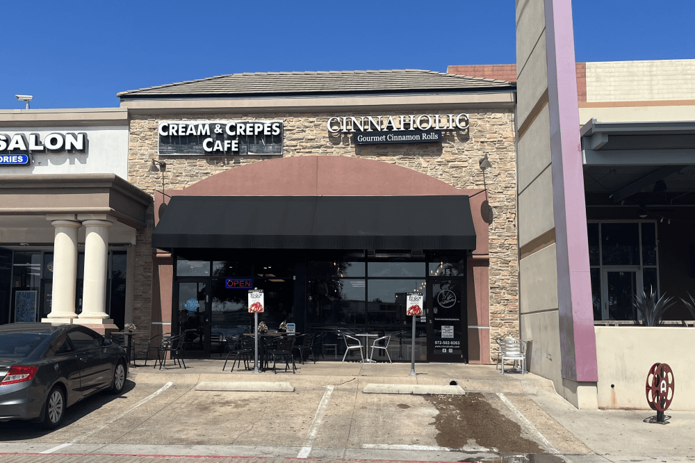 Cinnaholic reopens in Richardson after remodel