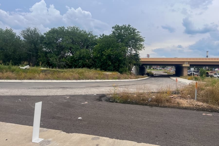 I-35 turnaround at FM 725 intersection work delayed