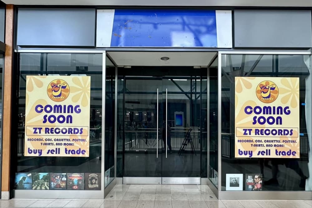 New record shop to open in The Woodlands Mall this September