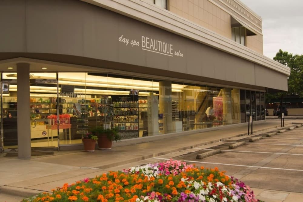 Rice Village day spa closes from fire, plans to relocate