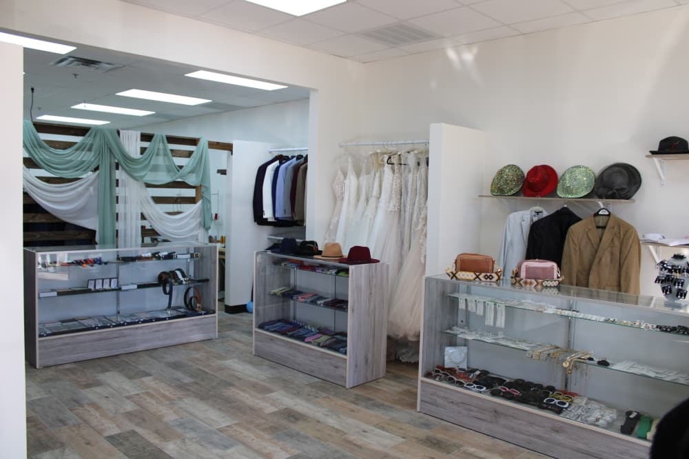AJ Tailor Shop offering services in Prosper