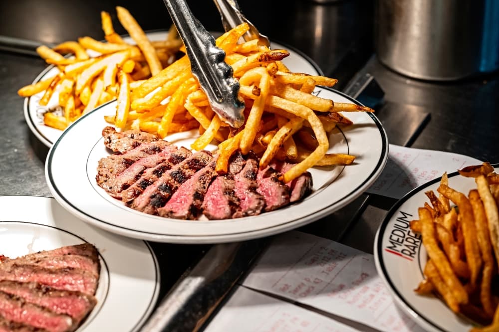 Medium Rare steakhouse to open at Louisiana Street development in Midtown