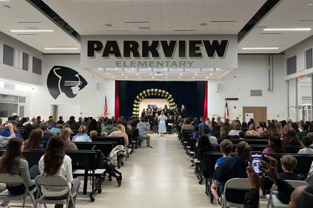 Keller ISD officials dedicate new Parkview Elementary School building in Fort Worth