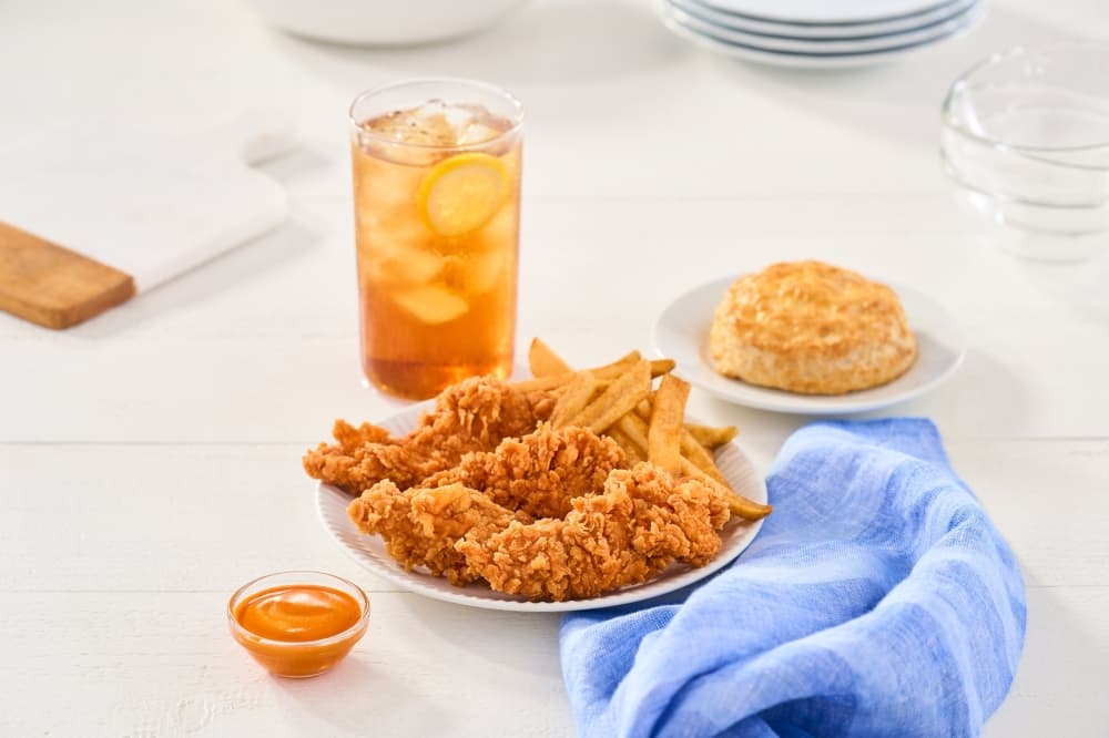 Bojangles now open in Frisco