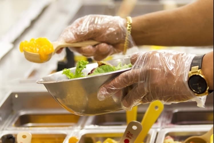 Health-focused eateries Frutta Bowls, Saladworks bring co-branded concept to Sugar Land