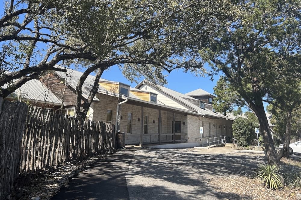 Dripping Springs Community Library to participate in annual fundraiser April 3