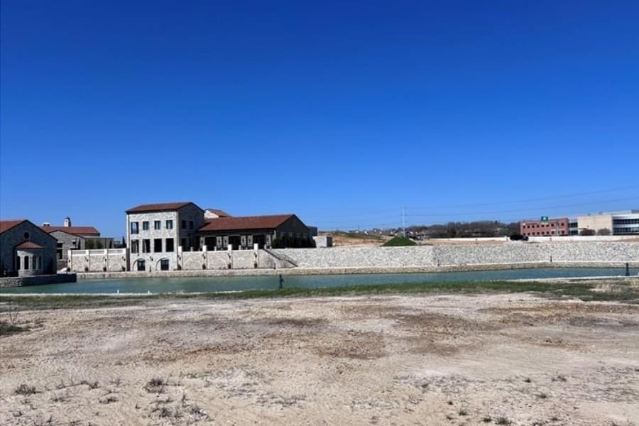 Westlake council to sell parcel of land in Entrada development