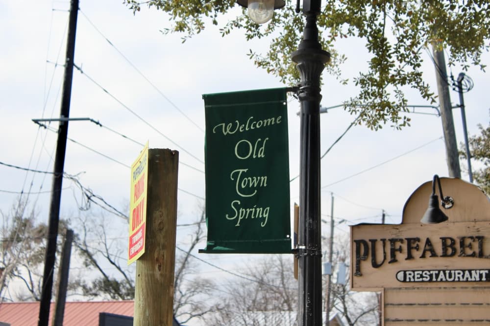 Kris10’s Gems reopens in larger Old Town Spring location