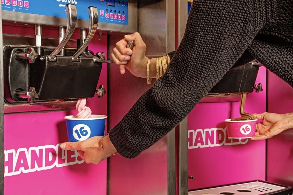 16 Handles to open first Texas location in north Frisco