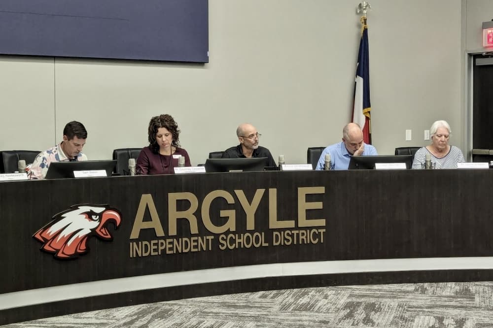 Argyle ISD school board approves cell tower contract