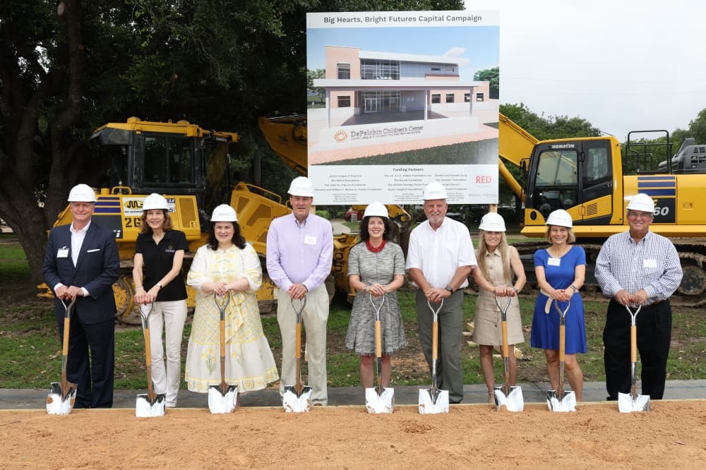 Ground breaks on new volunteer services building at DePelchin Children's Center