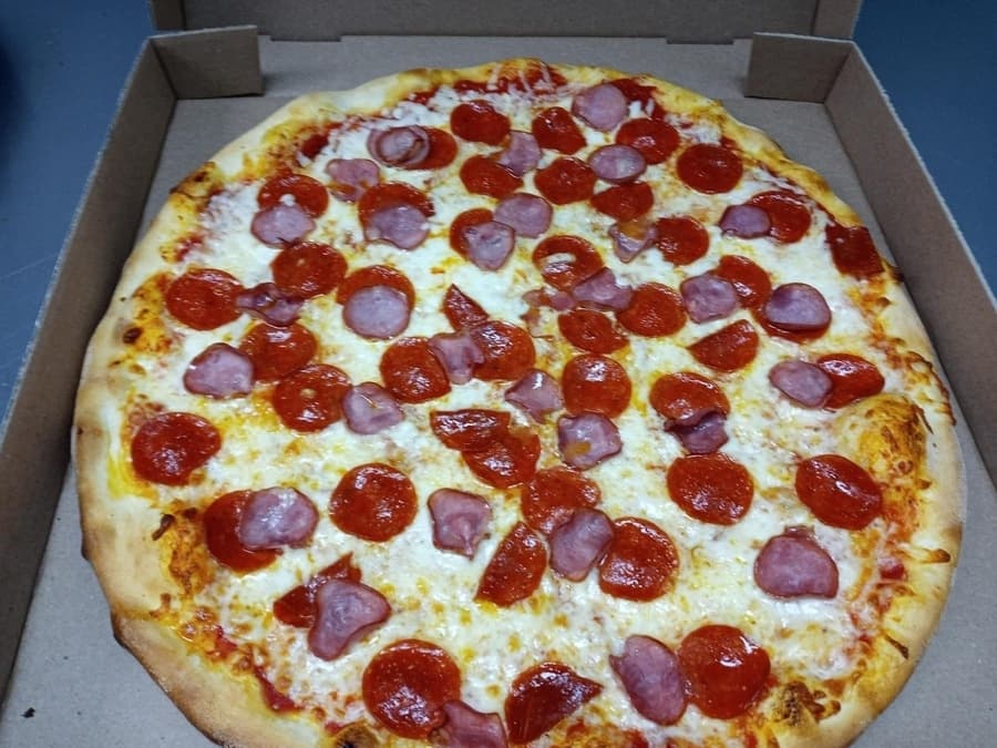 Roma Pizza opens in Dickinson