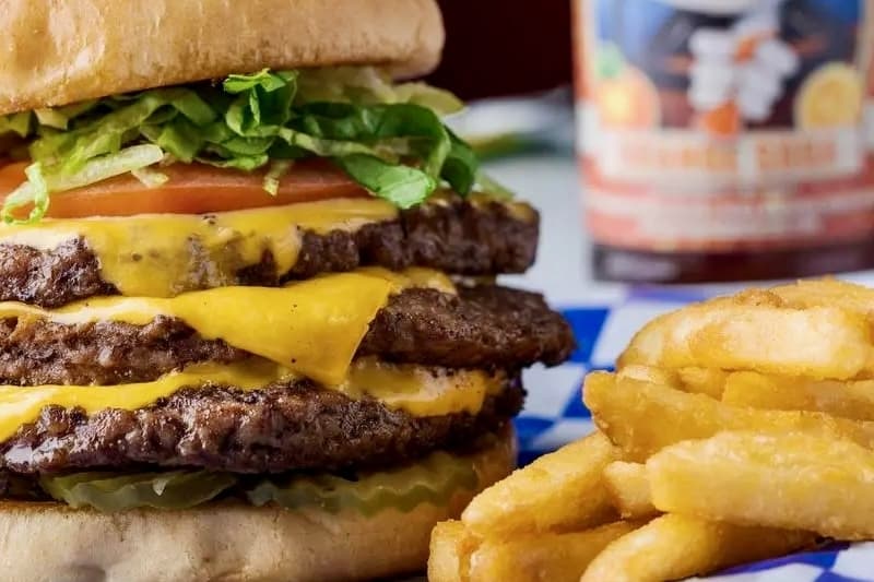 Burger Fresh officials celebrate May opening of new Humble location