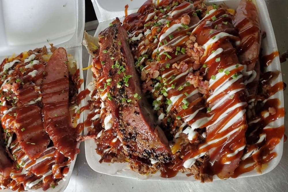Lil Moe’s Potatoes now serving stuffed potatoes, seafood from food truck in Humble