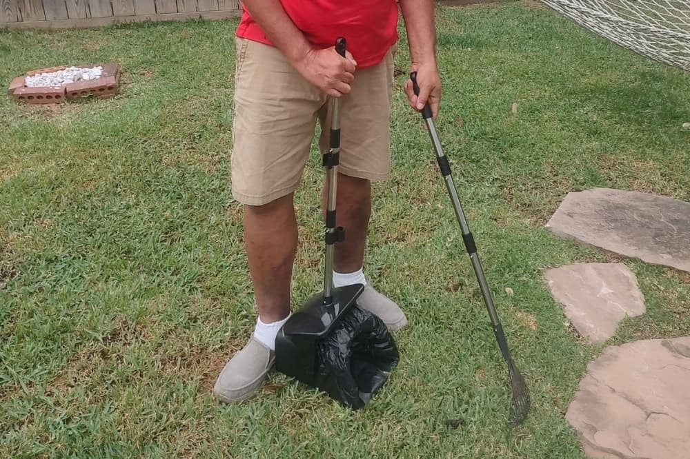 Doggy Poo Patrol now offering services in Montgomery County