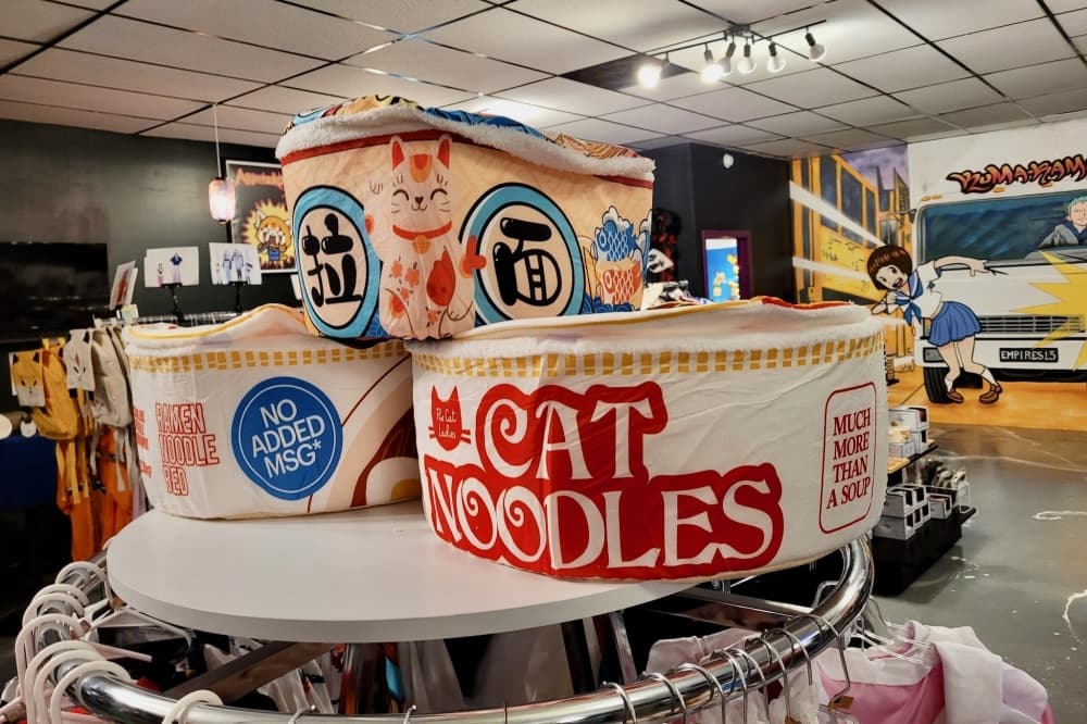 Kuma-Rama anime cafe, shop now open in Spring