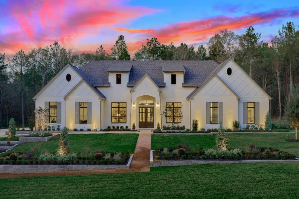 Royal Texan Homes LLC redefines luxury homes with timeless craftsmanship, quality construction