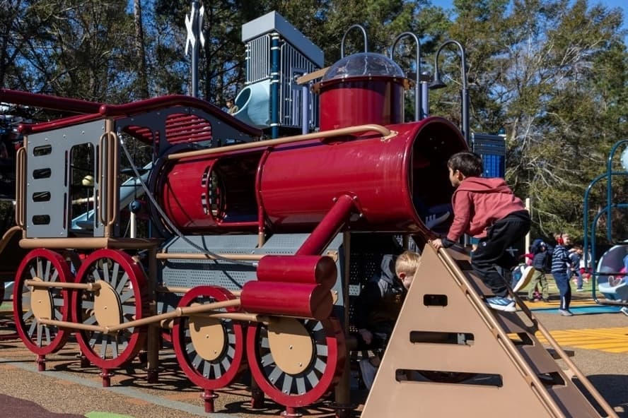 Hidden Hollow Elementary to unveil new Western-themed playground in Kingwood