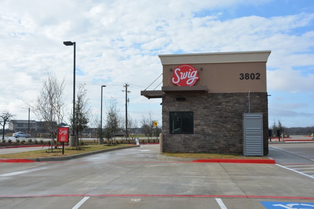 Swig serves up sodas, teas in Bartonville