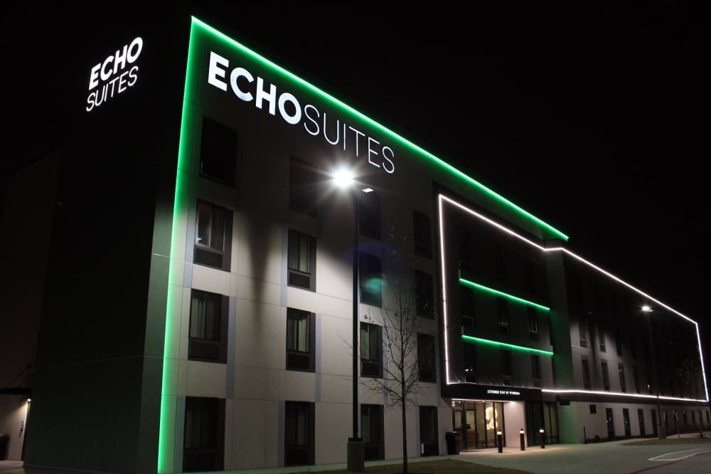 Echo Suites offers kitchens, dog-friendly suites in Plano