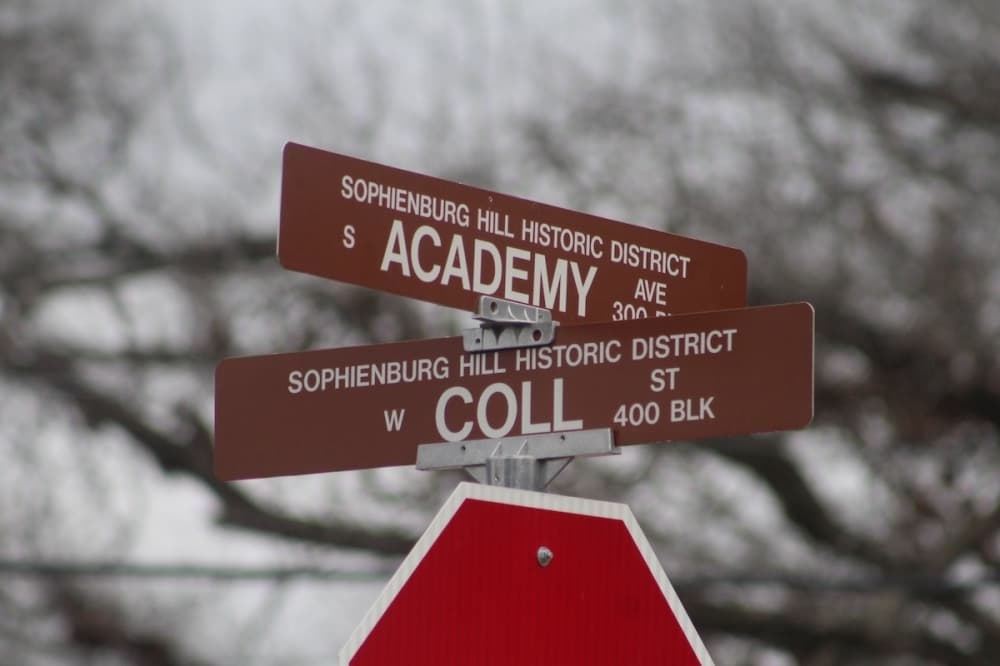 New Braunfels denies parking by permit application for parts of downtown