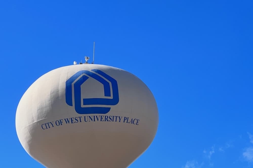 Here are 9 candidates running for West University Place City Council