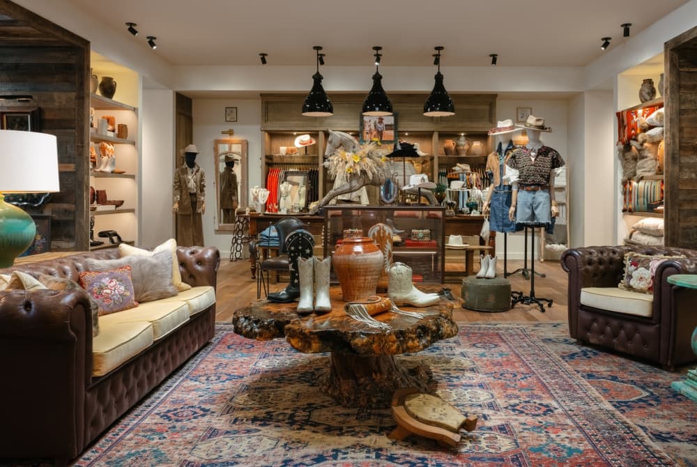 Yellow Rose by Kendra Scott opens new location in the Heights