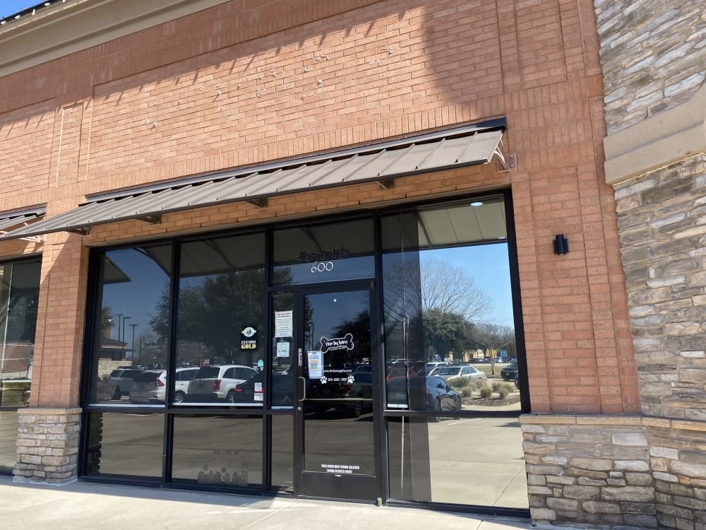 Three Dog Bakery closes Flower Mound location