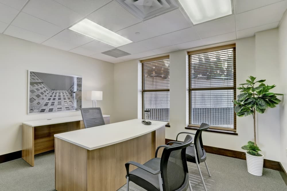 Not an average office space: New executive suites open in one of Houston’s most iconic buildings