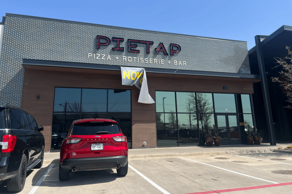 Pie Tap debuts location at McKinney's District 121