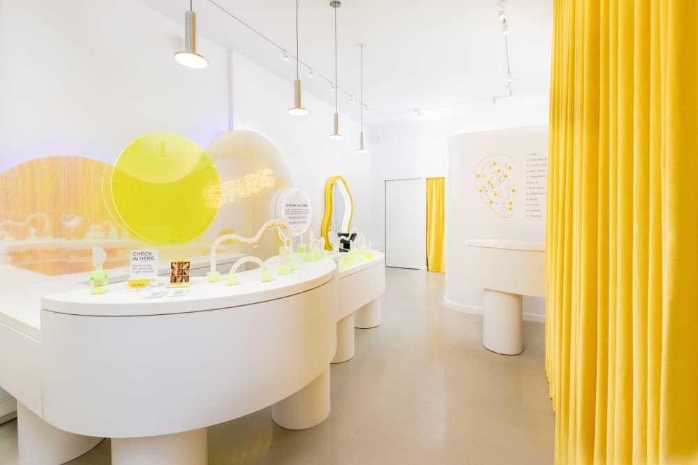 Cult-favorite ear piercing studio opens in the Heights