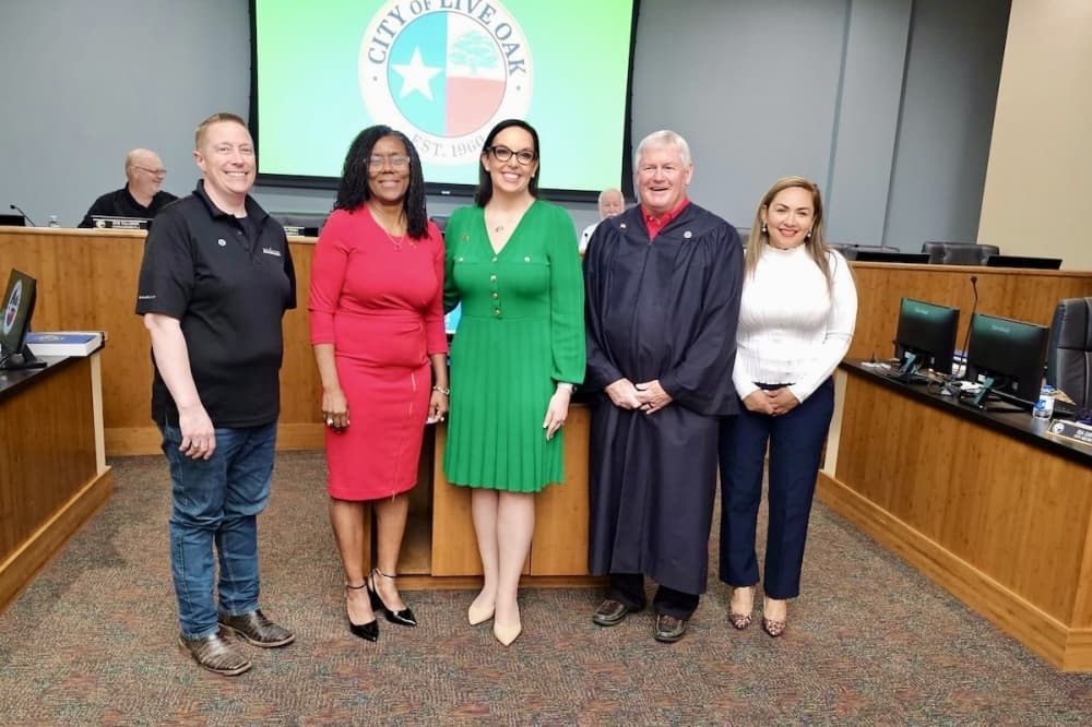 Angela Green sworn in as new Live Oak council member