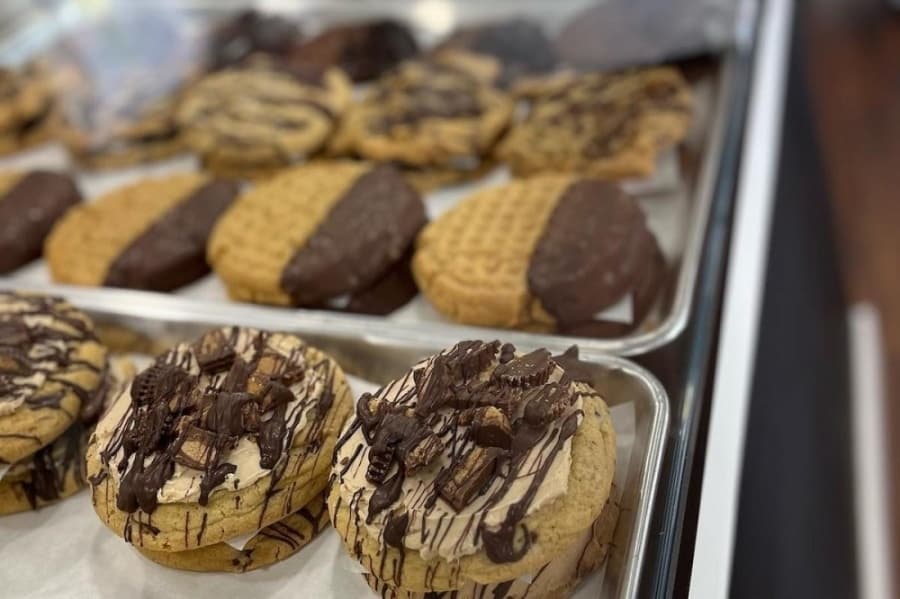 Mary's Mountain Cookies closes, vape shop relocates in Hutto