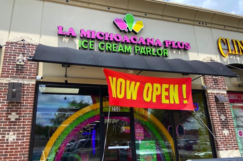 La Michoacana Plus ice cream parlor now open in South Austin