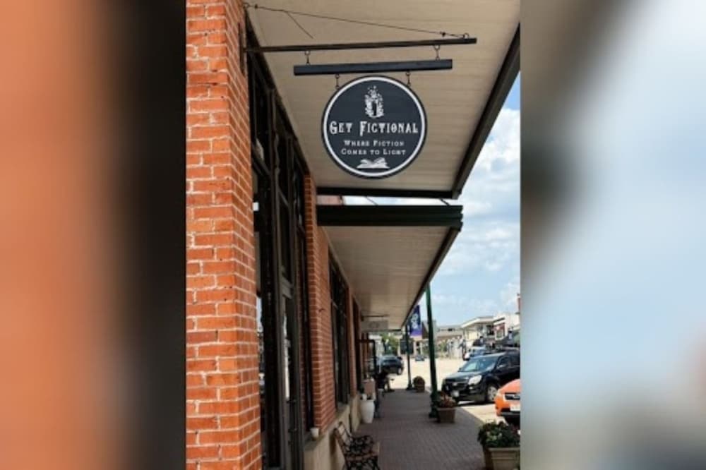Get Fictional to bring hand-poured candles, books to downtown Conroe